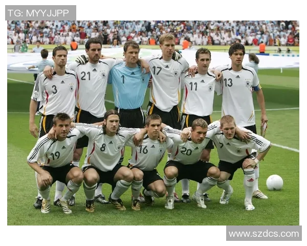 世界杯精彩瞬间深度回顾全面展现全球足球无尽激情与魅力盛宴风采