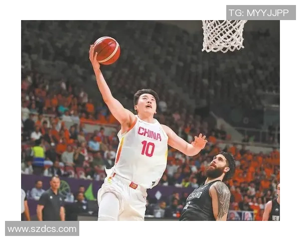 篮球风云再起新时代的赛场挑战与球员成长之路