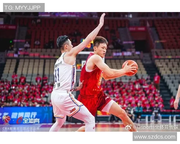 上海久事与深圳马可波罗的精彩对决引发篮球迷热议与期待